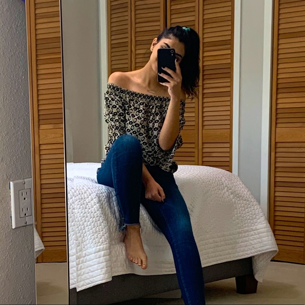Off the Shoulder Pattern Top